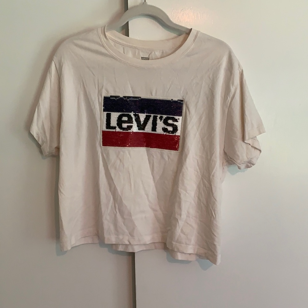 Levi’s sequin decal tee
